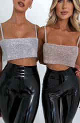 Top Camelia Oro Crop