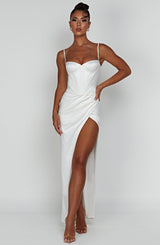 Abito da Sera di Lusso in Avo Avorio