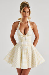 https://cdn.shopify.com/s/files/1/2060/7491/files/doris-mini-dress-lemon-gingham-dress-xs-babyboo-fashion-32998627672127.jpg?v=1748600282