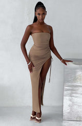 Abito Maxi Mocha Lavina