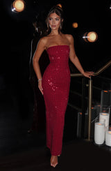 Abito da sera lungo in vino